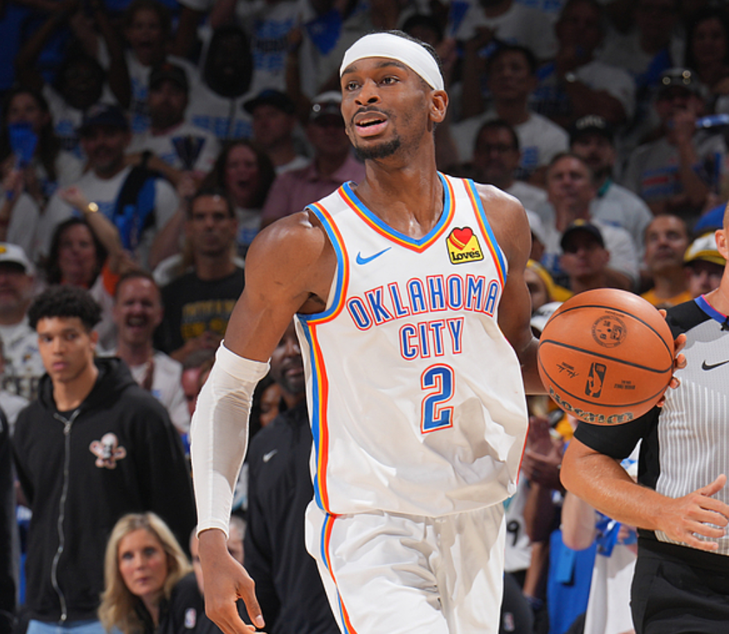 就在今天！杰伦打破字母哥的NBA纪录，登顶历史第一