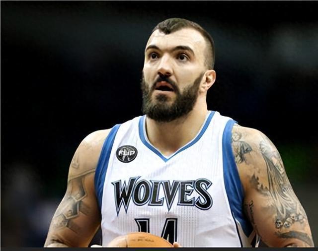 他是NBA真正的黑帮大佬 曾助力约基奇无人敢动