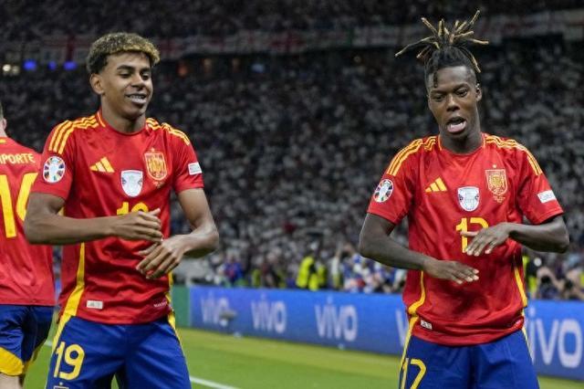 kaiyun-💔失落！西媒：亚马尔得知尼科续约后没说什么，需几天时间消化