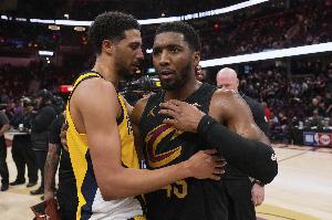 开云APP-波普:米切尔还不是超级巨星 对哈利伯顿我也还不确定