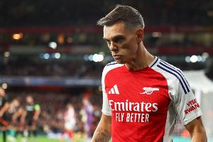 kaiyun-比利时媒体：续约特罗萨德异常艰难，枪手不愿满足苛刻的工资要求