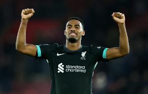 开云体育官网-邮报：赫拉芬贝赫和阿利森身体无碍，可以出战默西塞德德比