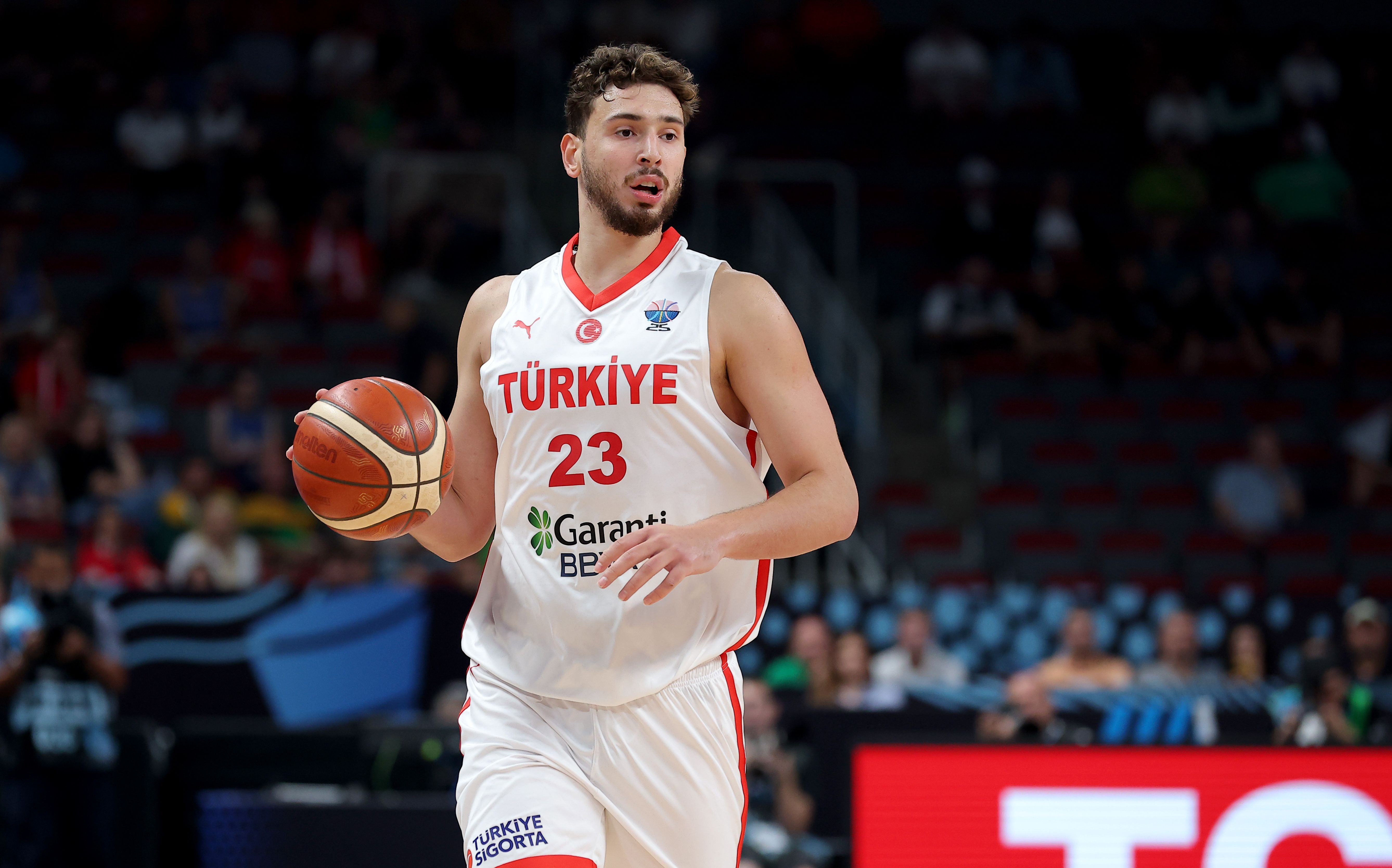 开云体育官网-鲁迪：我不惊讶申京的优异表现 他像高大控卫打球很聪明