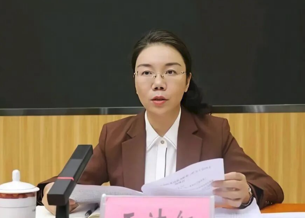 kaiyun-王洁红，主动投案