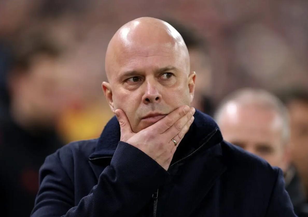 开云APP-TA ：对利物浦来说，租借一名右后卫是相对合理的应急方案