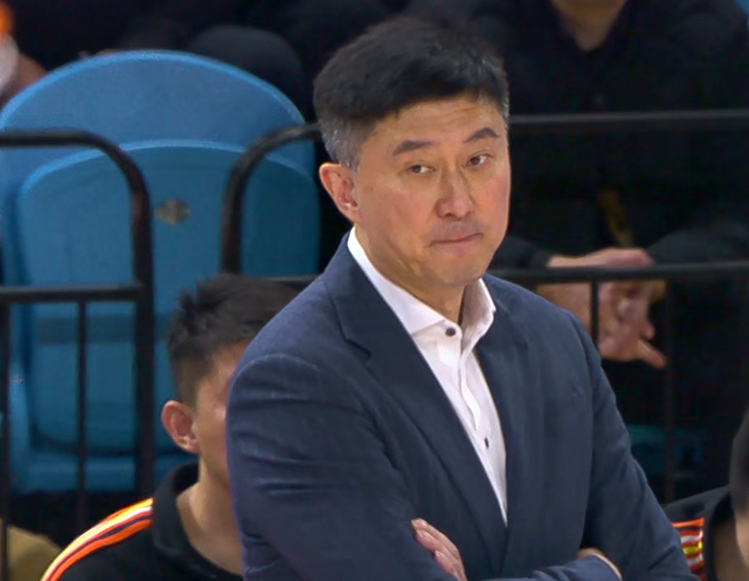 开云-杜锋点名表扬3人！创造了广东队新纪录