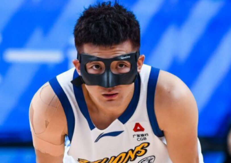 开云官网-大冷！广厦无缘30分逆转遭山东终结7连胜 布朗38分末节21分