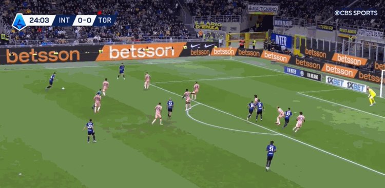 1728163679584004522.gif 1-0图拉姆.gif