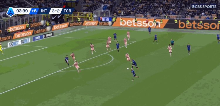 1728164234785028905.gif 两连扑.gif